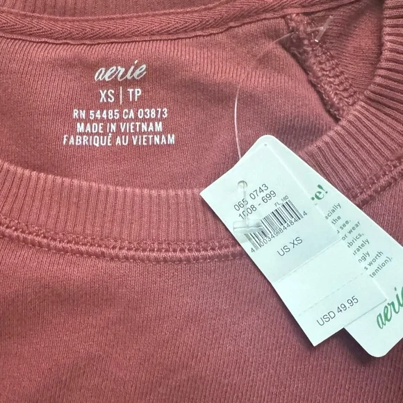 New Aerie Raglan Terry Sleeve Oversize Crew Neck SweatShirt
Color Brick size XS - Picture 4 of 4